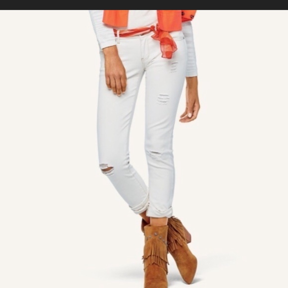 CABI Slim Boyfriend Distressed Women’s Jeans Size 12 Off-White NEW in PACKAGE